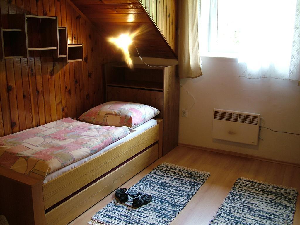 Penzion Borovica Stratená Buitenkant foto
